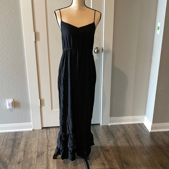 American Eagle Maxi Dress - Picture 1 of 3